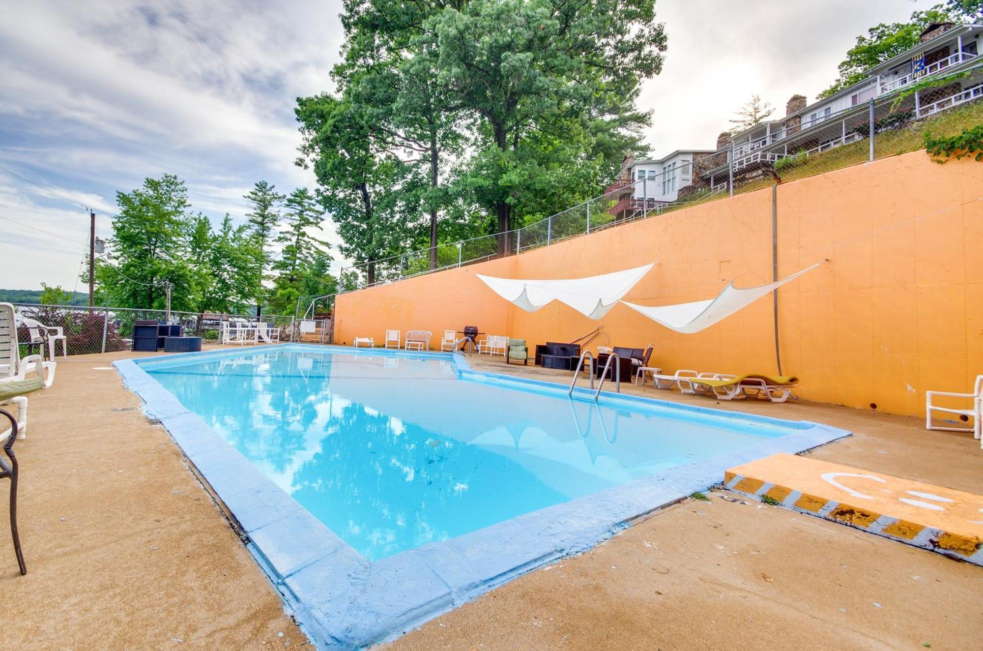 Cozy Lake Ozark Condo Rental With Grill, Pool Access Extérieur photo