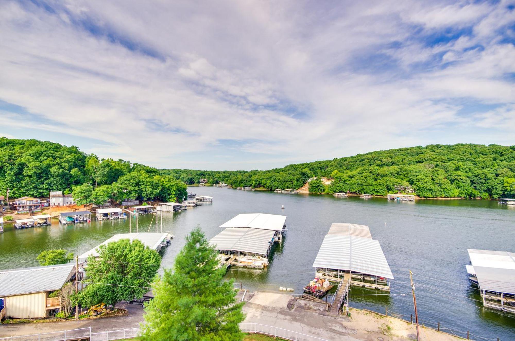 Cozy Lake Ozark Condo Rental With Grill, Pool Access Extérieur photo