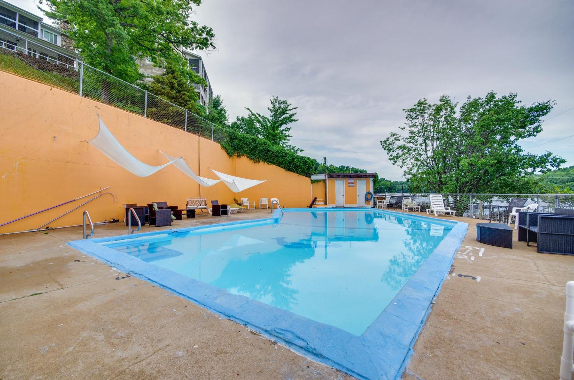 Cozy Lake Ozark Condo Rental With Grill, Pool Access Extérieur photo