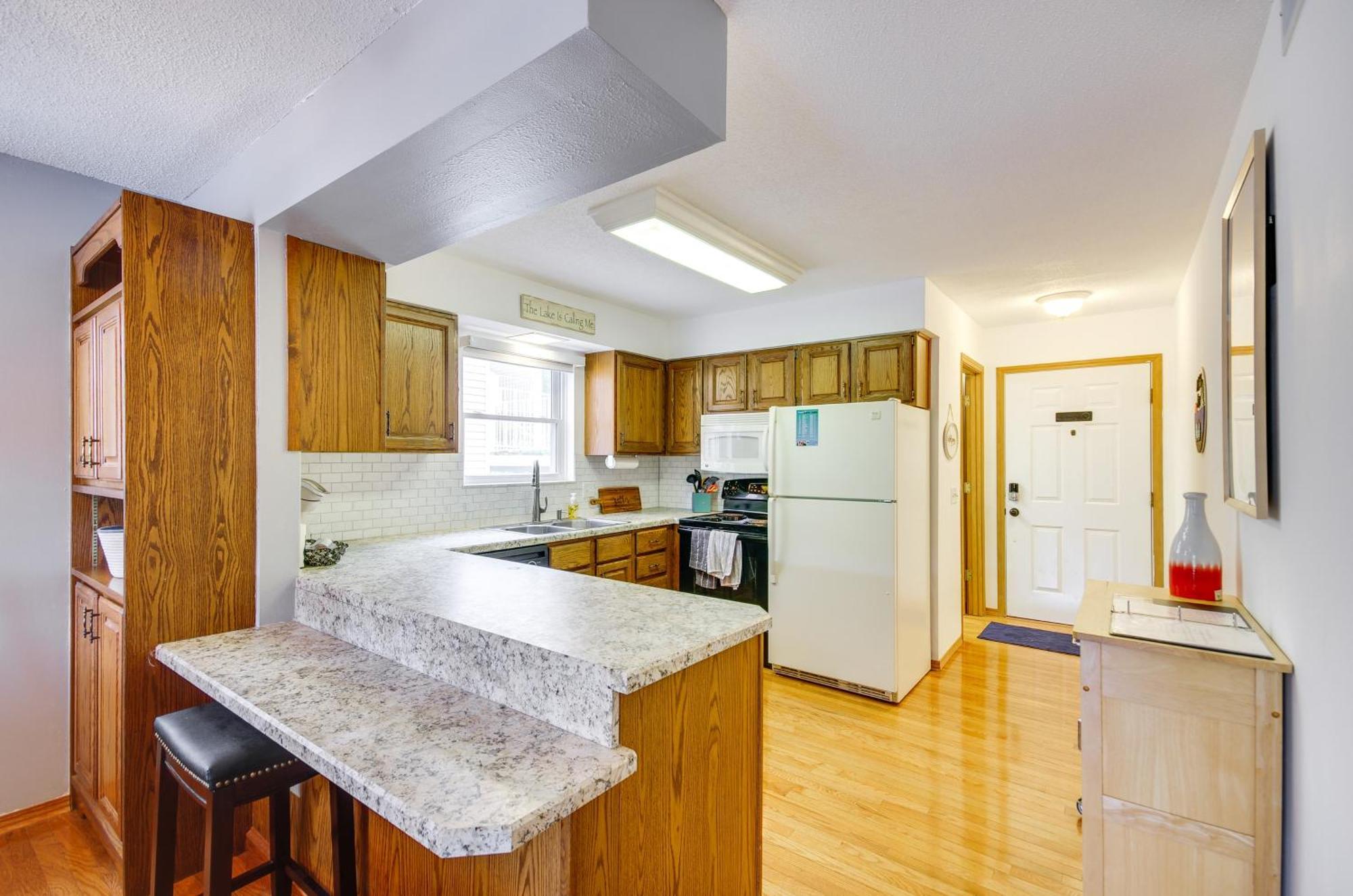 Cozy Lake Ozark Condo Rental With Grill, Pool Access Extérieur photo